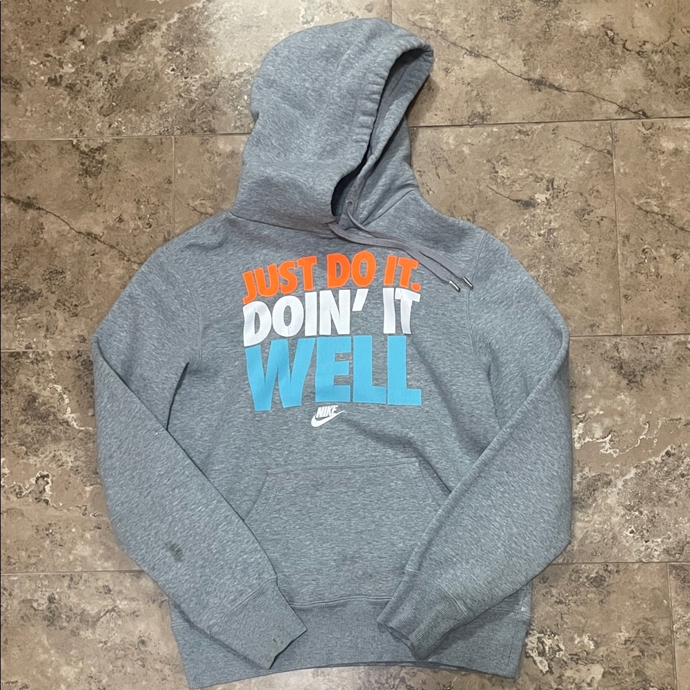Nike Vibrant Print